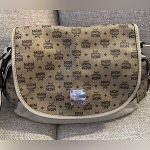 840 MCM crossbody bag